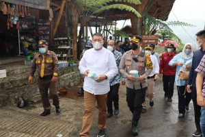 AKBP Yogi: Hari ke-11 Ops Ketupat Semeru 2022 Wisata Wilayah Hukum Polres Batu Masih Ramai Dikunjungi Wisatawan