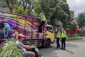 Cegah Wabah PMK, Polres Batu Batasi Lalu Lintas Hewan Ternak