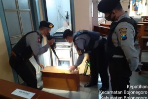 Jamin Keamanan Ibadah Kenaikan Isa Almasih,Polres Bojonegoro Sterilisasi Gereja