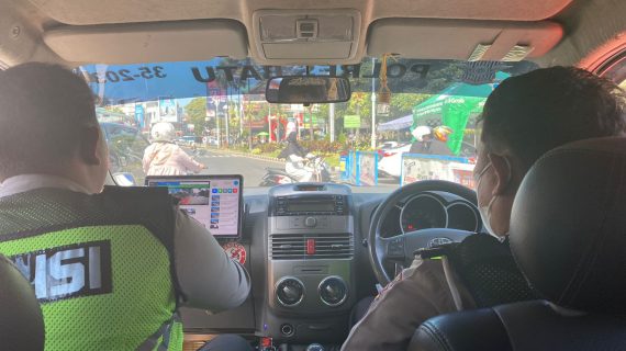 Satlantas Polres Batu Lakukan Patroli INCAR