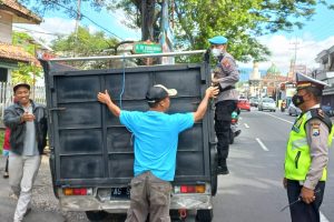 Polres Batu Masifkan Pos Penyekatan Antisipasi Penyebaran PMK