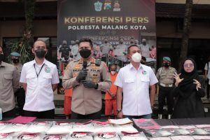 Kembali Catatkan Prestasi Polresta Malang Kota Berhasil Mengamankan Pengedar Sabu 21 KG