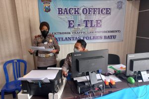 Satlantas Polres Batu Lakukan Himbauan Hingga Tilang Elektronik
