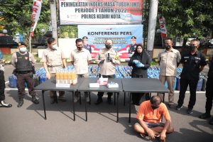 Polres Kediri Kota Berhasil Menggagalkan Peredaran Ribuan Liter Miras