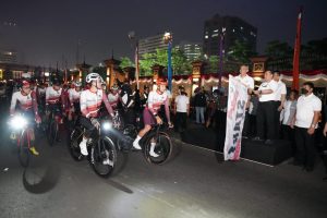 Kapolri Lepas Pesepeda yang Pecahkan Rekor MURI, Gowes Sejauh 508 Km