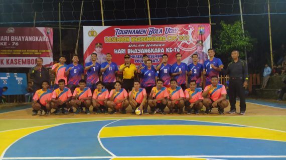 Meriahkan HUT Bhayangkara Ke 76, Gelar Turnamen Bola Voly “Kasembon Bhayangkara Cup 2022”