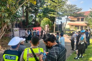 PASTIKAN AMAN, KAPOLRES BATU KERAHKAN PERSONIL PENGAMANAN EKSEKUSI TANAH DAN BANGUNAN