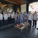Polda Jatim “Dikepung” Prajurit TNI AL dari berbagai Kesatuan di Jatim pada 1 Juli 2022