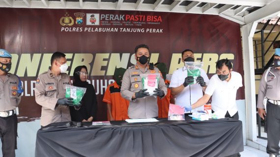 Polres Tanjung Perak Berhasil Gagalkan Peredaran 3,037 Kilogram Sabu di Surabaya, Dua Pelaku Diamankan