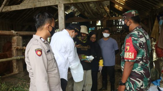 Maksimalkan Vaksin Tahap II, Sinergitas Tiga Pilar Dampingi Vaksinator
