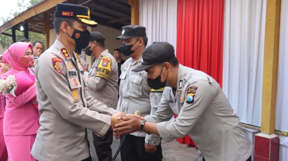 Jalin Silaturahmi, Kapolres Batu Kunjungan Kerja Ke Polsek Jajaran