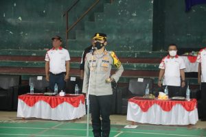 AKBP Oskar Buka Kejuaraan Bulutangkis Kejurkot PBSI Kota Batu dan Kapolres Batu Cup Tahun 2022