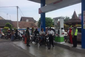 Sepekan Kenaikan Harga BBM, AKBP Oskar : Kami Pantau Terus Stok BBM di SPBU Wilayah Hukum Polres Batu