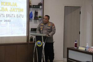 Kabiddokkes Polda Jatim Hadiri Acara Program Bhayangkara Prioritas di RS Bhayangkara Hasta Brata Batu
