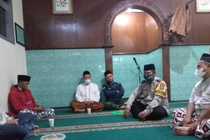 Pembacaan Yasin Tahlil dari Bhabinkamtibmas untuk Korban kanjuruhan.