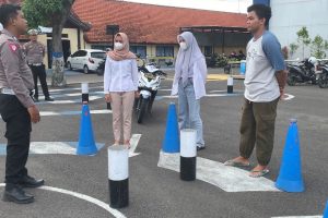 Bantu Pemohon SIM, Polres Bojonegoro Berikan Coaching Clinic
