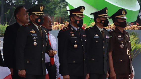 Wakapolres Batu Hadiri Upacara Peringatan Hari Pahlawan ke-77 Tahun 2022