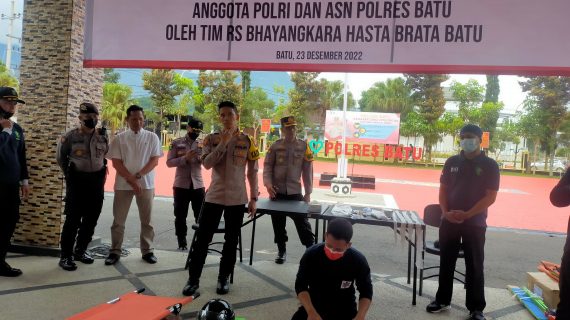 Menjelang Nataru Polres Batu Gelar Pelatihan Basic Life Support