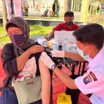 Cegah paparan Virus, Polres Batu Giatkan Vaksinasi melalui tenda portable
