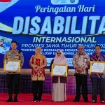 Puncak Peringatan Hari Disabilitas Internasional 2022, Kapolresta Malang Kota Raih Penghargaan dari Gubernur Jatim