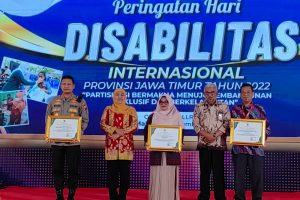 Puncak Peringatan Hari Disabilitas Internasional 2022, Kapolresta Malang Kota Raih Penghargaan dari Gubernur Jatim