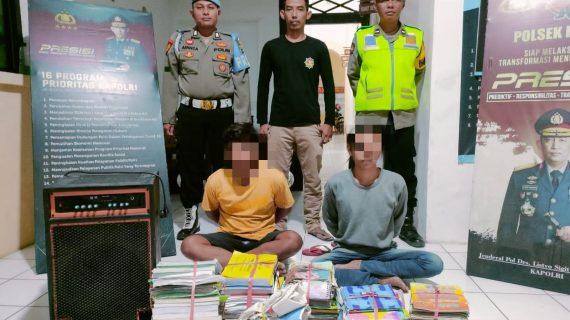 Polisi Berhasil Amankan Dua Tersangka Pencurian Barang Inventaris TK PKK Pandeam di Probolinggo