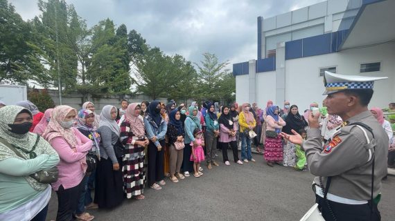 Polresta Mojokerto Beri Strategi Orangtua dan Siswa Hadapi Kabar Hoax Tentang Peculikan Anak