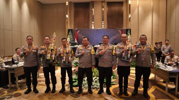 Anev Sitkamtibmas 2023, Kapolda Jatim Apresiasi Kinerja Para Kapolres
