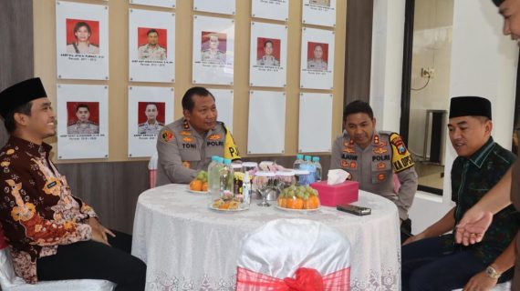 Kapolda Jatim Berikan Motivasi Personel Polres Pasuruan Kota
