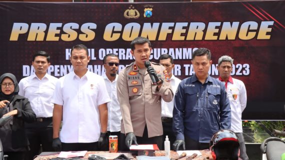 Berhasil Ungkap 45 Kasus Curanmor, Polres Malang Kembalikan Motor Kepada Pemiliknya
