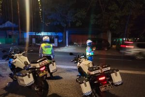 Jelang berakhirnya Ops Ketupat, Polres Batu tidak kendurkan penjagaan di malam hari