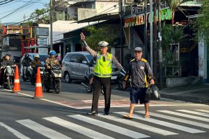 Demi layani masyarakat, Sat Lantas Polres Batu terjun langsung setiap pagi