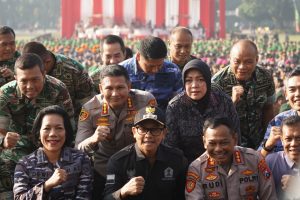 Wujudkan Sinergitas dan Soliditas TNI-POLRI, Ribuan Prajurit Padati Lapangan Rampal Kota Malang