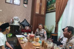 Hari pertama, Ops Bina Waspada 2003 POlres Batu sasar Ponpes di Daerah Junrejo