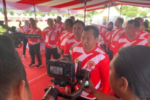 Rayakan Hari Bhayangkara ke 77 Bersama Masyarakat, Polda Jatim Gelar Fun Walk Fun Run