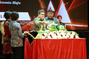 Polda Jatim Sampaikan Pesan Kamtibmas Pemilu Damai dan Bersih dari Narkoba Melalui Ludruk