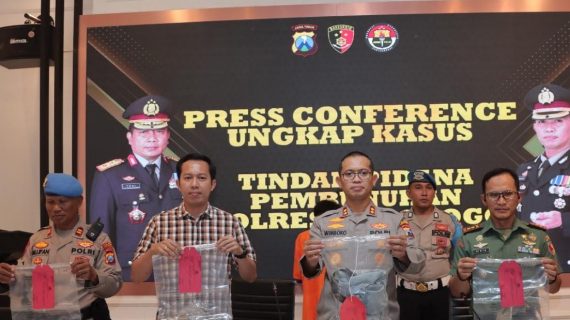 Polres Ponorogo Berhasil Ungkap Misteri Pembunuhan di Rumah Kontrakan, Dua Tersangka Diamankan