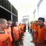 Giat Rutin Kontrol Tahanan tetap dilakukan Peronel jaga untuk mencegah Tahanan Kabur