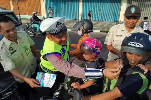 Polres Bojonegoro Gelar Aksi Simpatik Ajak Masyarakat Tertib Berlalulintas