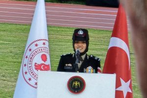 Polwan Polda Jatim Asal Pasuruan Jadi Lulusan Terbaik Akademi Kepolisian di Turki