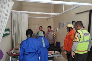 Polisi dan Tim SAR Berhasil Selamatkan Wisatawan Hilang di Lereng Budug Asu Malang