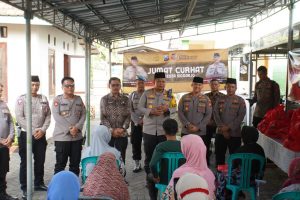 Jumat Curhat Polresta Sidoarjo Berbagi Untuk Warga Sidokare