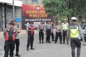 Polres Nganjuk Gelar Patroli Skala Besar Cegah Potensi Konflik Jelang Pemilu 2024