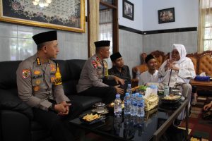 Gerak Cepat Wujudkan Situasi Kamtibmas Objek Vital, Pam Obvit Polres Batu Dialogis Dengan Masyarakat