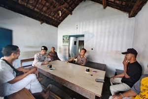 Gencarkan Patroli Sambang RW, Polisi RW Tegak Lurus Jalin Hubungan Sinergi Dengan Masyarakat