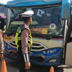 Jelang Nataru, Polres Magetan Bersama Dishub Lakukan Ramp Check Angkutan Transportasi