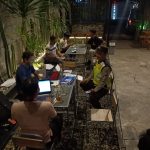 Cooling System Polres Tulungagung Patroli Sambang Ajak Warga Jaga Persatuan dan Kesatuan Pasca Coblosan Pemilu