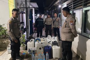 Polres Situbondo Berhasil Amankan Puluhan Jerigen Isi Arak Saat Operasi Pekat Semeru 2024