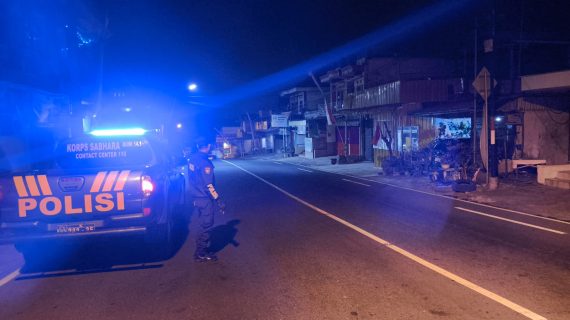 Giat Blue Light Patroll, Personel Polres Batu Pastikan Situasi Kamtibmas Kondusif Menjelang Pilkada Tahun 2024
