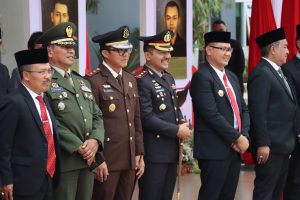 Kapolres dan Forkopimda Kota Batu Hadiri Upacara Kirab Pataka Memperingati Hari Jadi ke-79 Provinsi Jawa Timur 